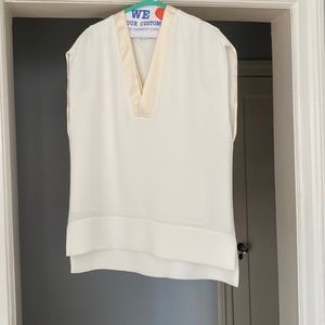Gorgeous Vince off-white sleeveless blouse
